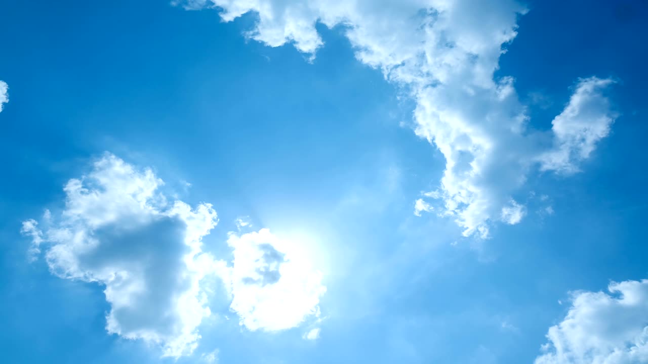 구름 하늘 시간 지연, 구름 이동 및 빛 4k 해상도 비디오