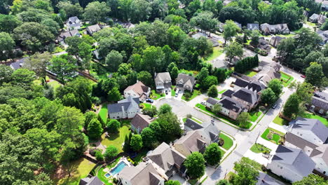 High-angle-view-of-family-houses-and-residencies-in-urban-neighborhood