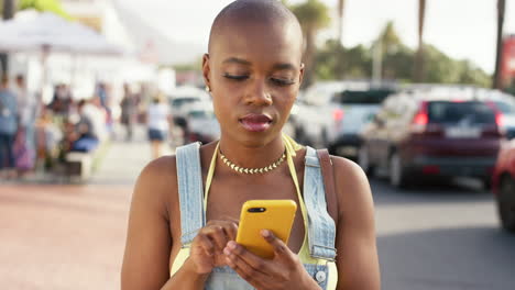 Redes-Sociales,-Pensamiento-Y-Mujer-Negra.