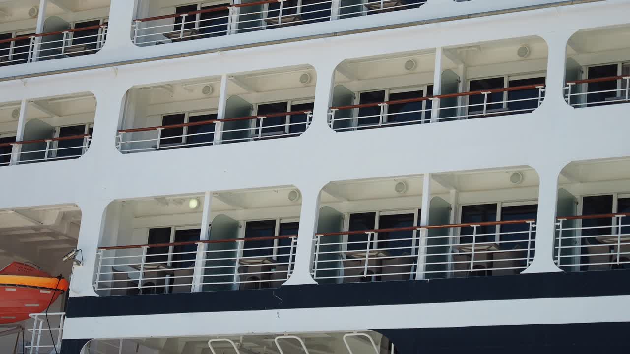 크루즈 선박 갑판 발코니