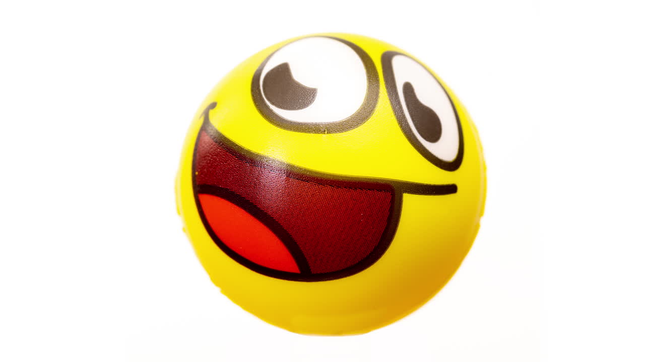 secuencia de diferentes caras de emoji