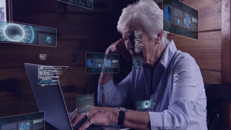 Animation von Datenverarbeitung und scannenden Anzeigen über einer älteren Frau, die einen Laptop benutzt