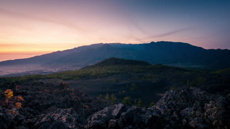 Timelapse-Al-Atardecer-En-Llano-Del-Jable,-Isla-De-La-Palma