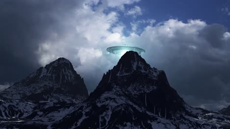 ovni sobre las montañas nevadas