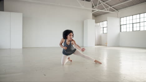 Dance,-music-and-energy-with-a-woman-in-a-workshop