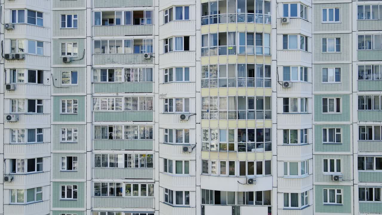 An endless flight over a residential high-rise building.