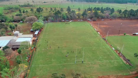 Vista-Aérea-De-Un-Partido-De-Rugby-En-Argentina