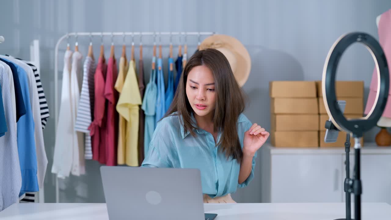 소셜 미디어에서 판매, 온라인 판매, 온라인 상점, 라이브 스트리밍 판매, 스트리밍