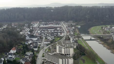 The-baroque-spa-town-Bad-Karlshafen-located-on-the-Weser-near-Holzminden-and-Höxter-in-north-Hesse,-Germany