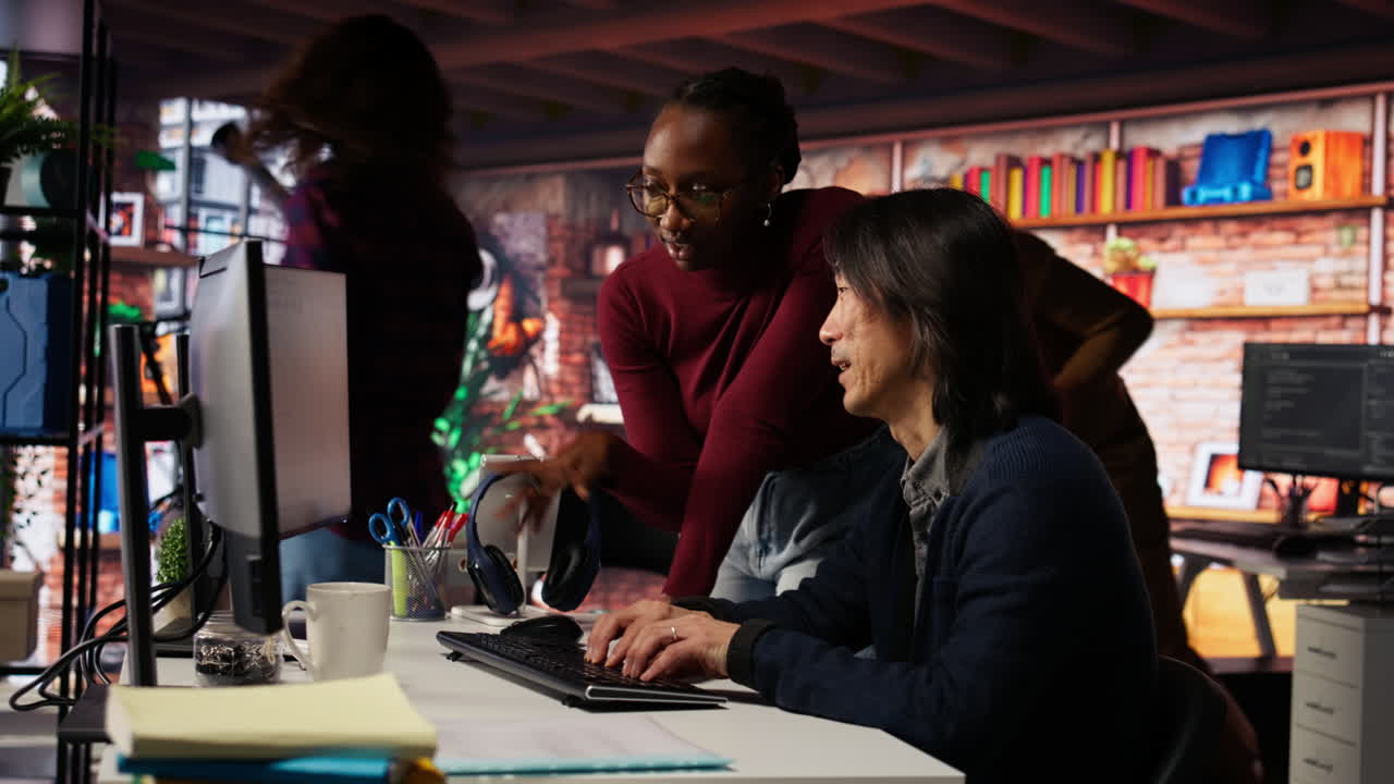 Employee coming to AI startup office CTO manager desk to request help