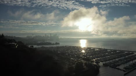 Sonnenaufgang-In-Seattle-Enthüllt-Den-Lufthafen