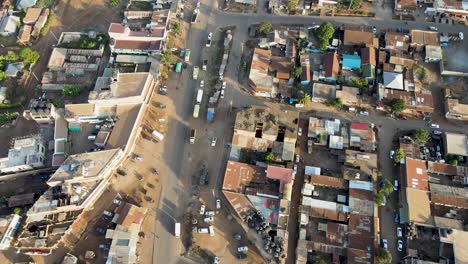 Kibera-Aéreo-Dron-Barrio-Pobre-Nairobi-Kenia-Barrio-Sucio-Contaminación-Alcantarillado-áfrica-Residencia-Famoso