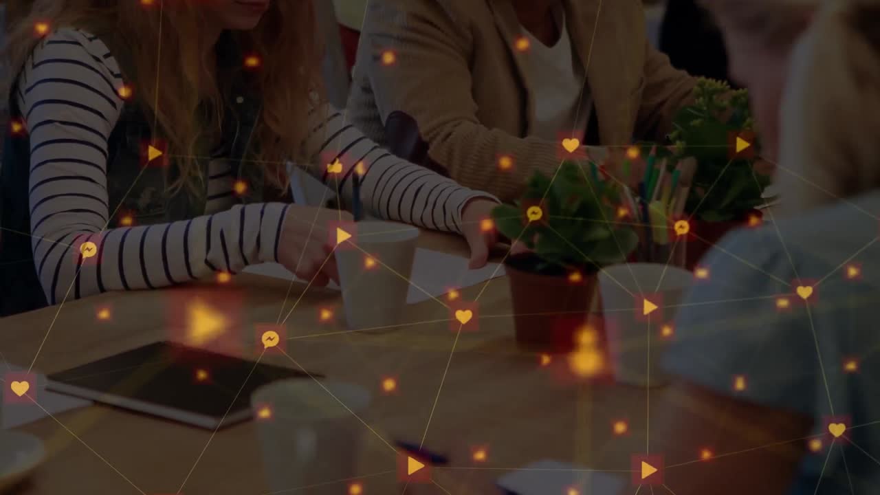 다양한 사업가 그룹을 연결하는 네트워크의 활성화