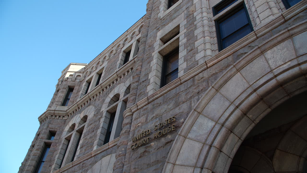 Court building courthouse b roll exterior United States Sioux Falls South Dakota