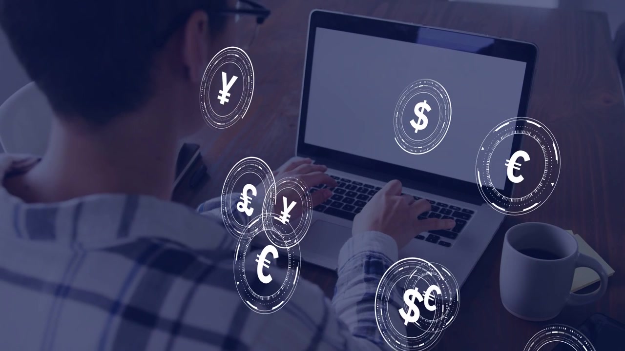 Donna digita su laptop alla scrivania, genera icone di valuta fluttuanti che coprono le mani, a indicare la finanza