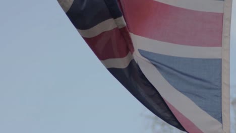 Die-Britische-Flagge-Von-Union-Jack-Weht-Im-Wind