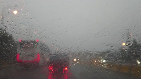 Driving-on-highway-with-heavy-rain