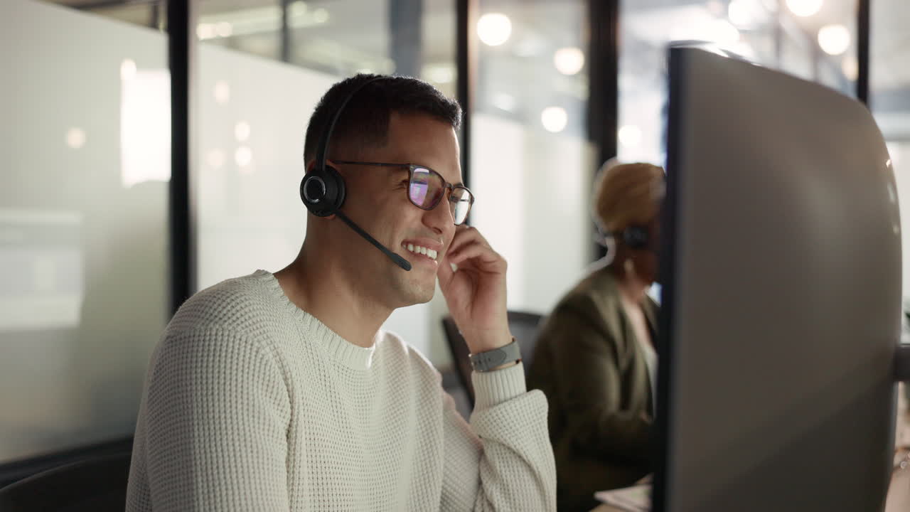 Contact us, crm or happy consultant in call center