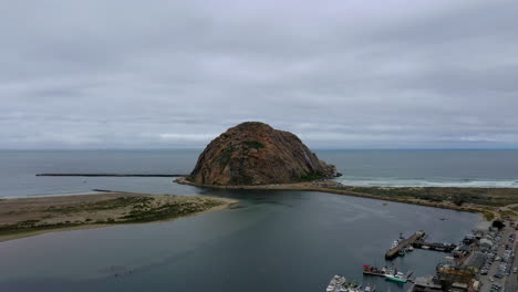 stead drifting shot of morro bay harbor in california