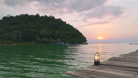 Sunset-on-Pier