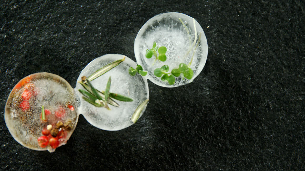 향신료와 함께 맛있는 아이스 큐브 4k