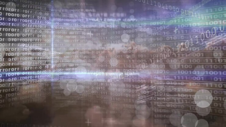 Animação de processamento de dados sobre placa de circuito de computador.