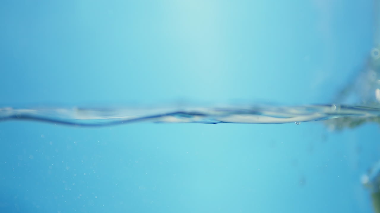 은 물 스플래시