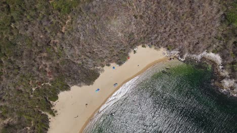 Bahía-El-Orgo,-Una-De-Las-7-Bahías-De-Huatulco,-Oaxaca