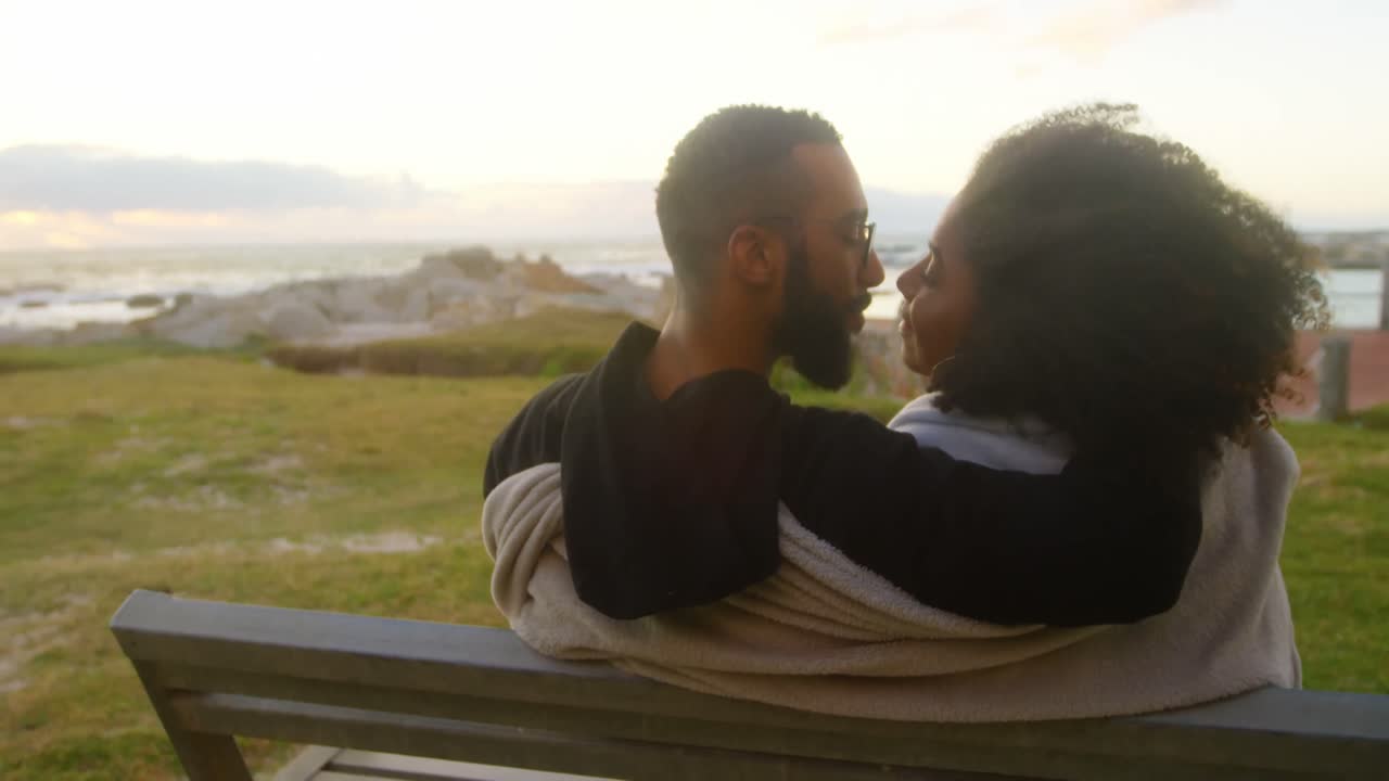 Couple kissing each other at beach 4k