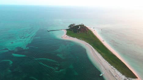 Take-off-at-Isla-de-Enmedio-veracruz,-wonder-of-mexico