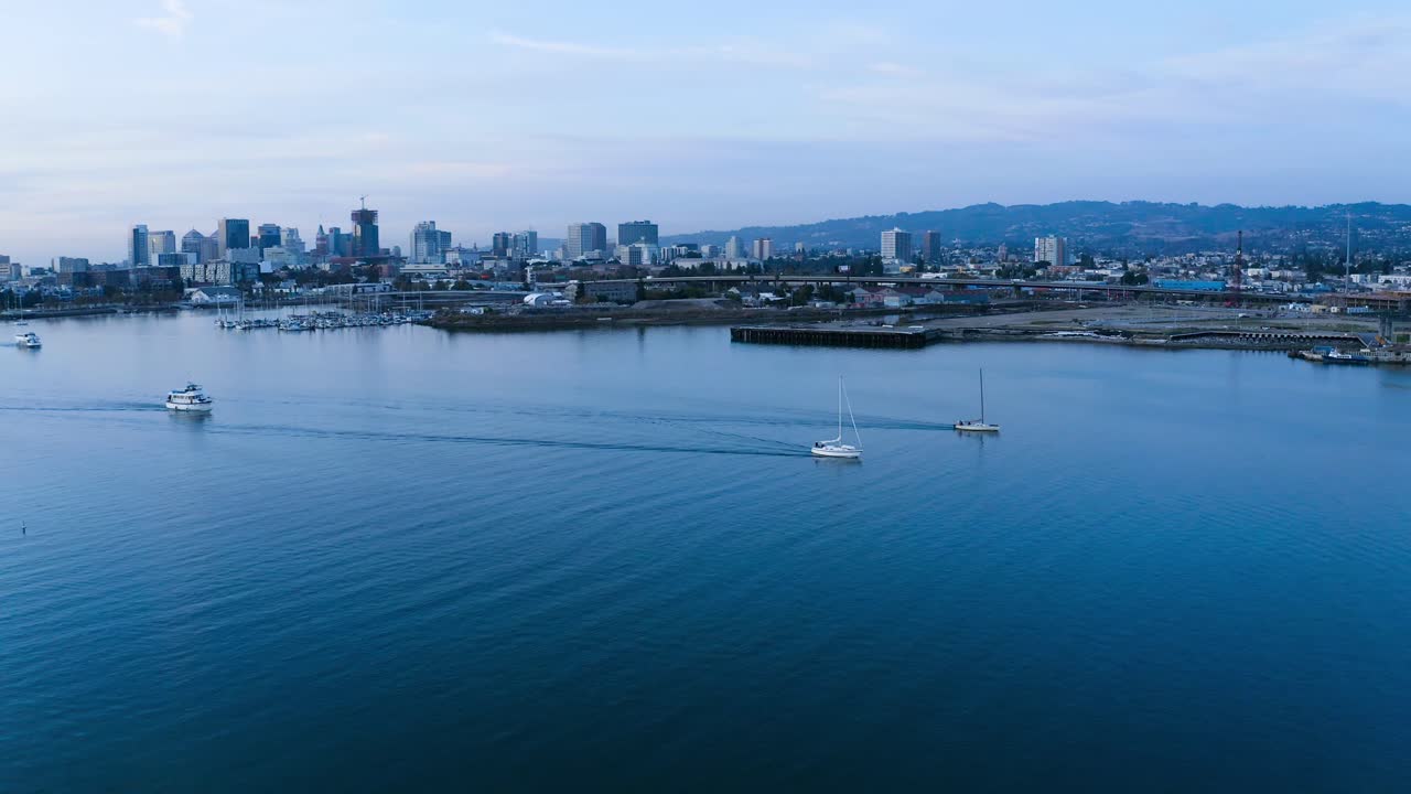 The glass smooth bay water is hypnotizing in tis long relaxing video.