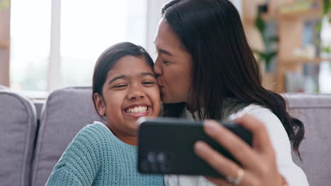 Love,-kiss-and-selfie-by-mother