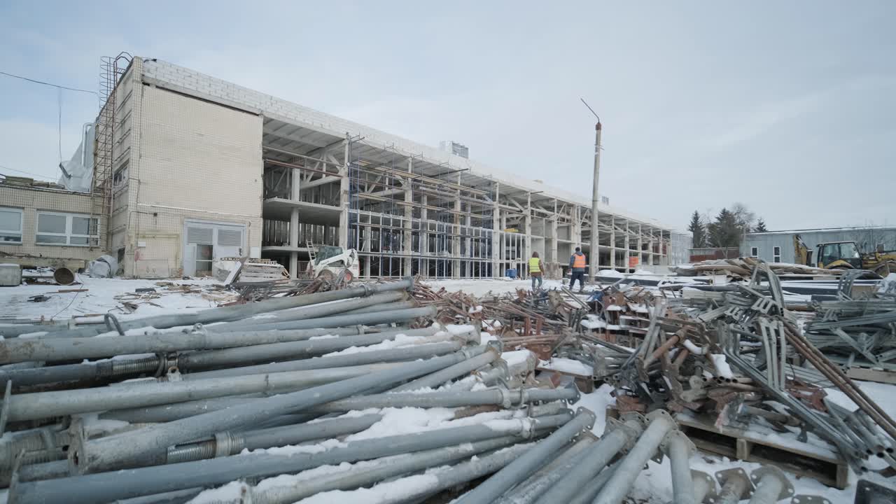 slab formwork: slab formwork을 위한 금속 파이프.