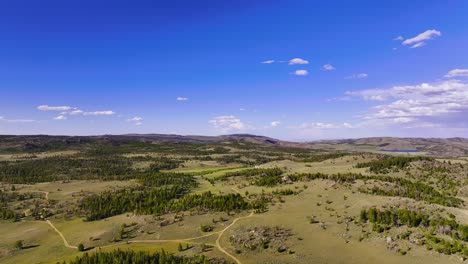 Luftaufnahmen-In-Wyoming-Während-Der-Sommerzeit