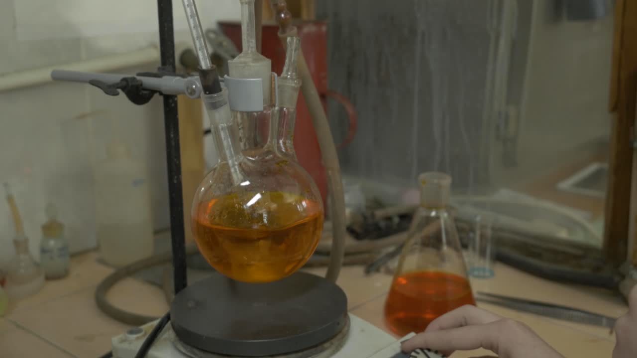 실험실에서 화학 실험