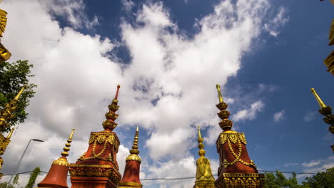 Decorative-burial-shrines-in-temple-grounds