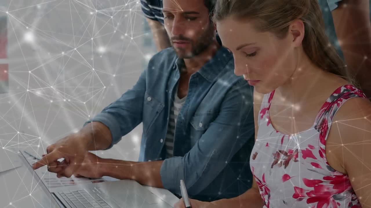 animación de la red de conexiones entre diversos empresarios