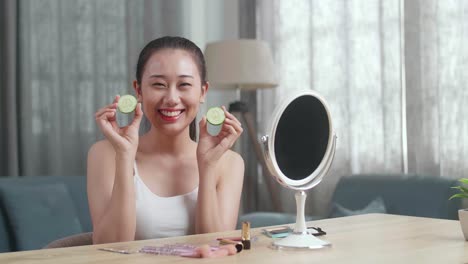 tratamiento facial con pepino: rutina sencilla de cuidado de la piel