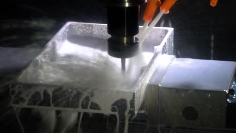 máquina de fresado cnc para el trabajo de metales.