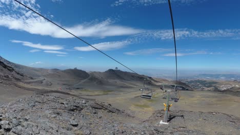 España-Granada-Sierra-Nevada-Verano-4k-Desde-Arriba-Y-Abajo-Con-Un-Dron-Y-Una-Cámara-De-Acción-Estabilizada-18