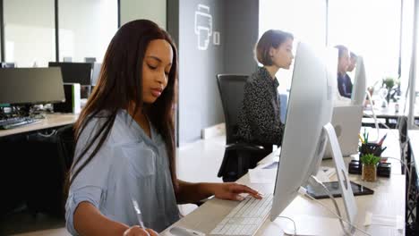 business colleagues working at desk 4k