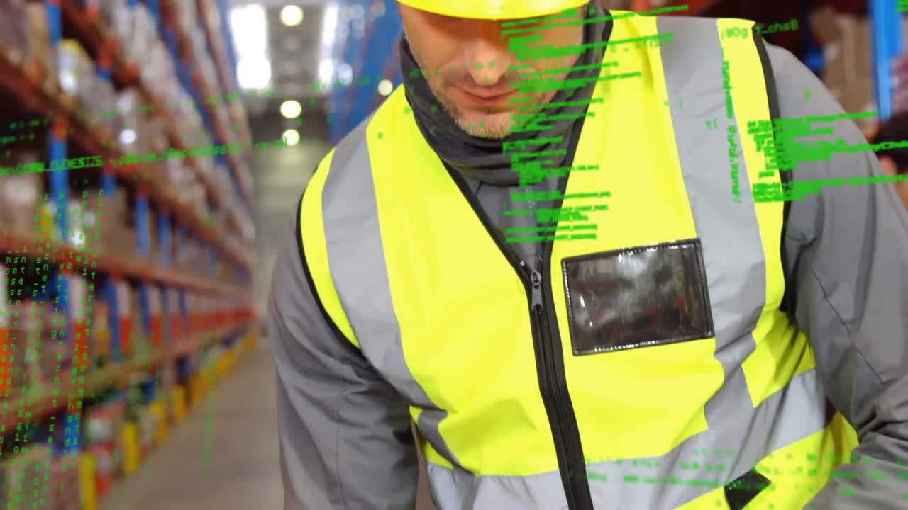 animación del procesamiento de datos sobre el hombre que trabaja en el almacén