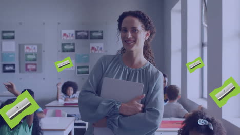 animación de iconos de afilador sobre diversos escolares y maestras en el aula