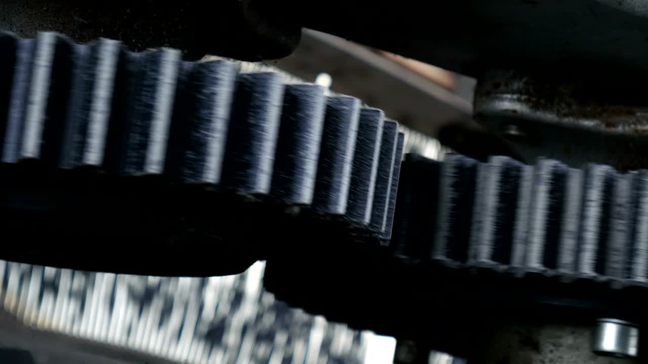 로프웨이 기계실에 있는 산업 기계