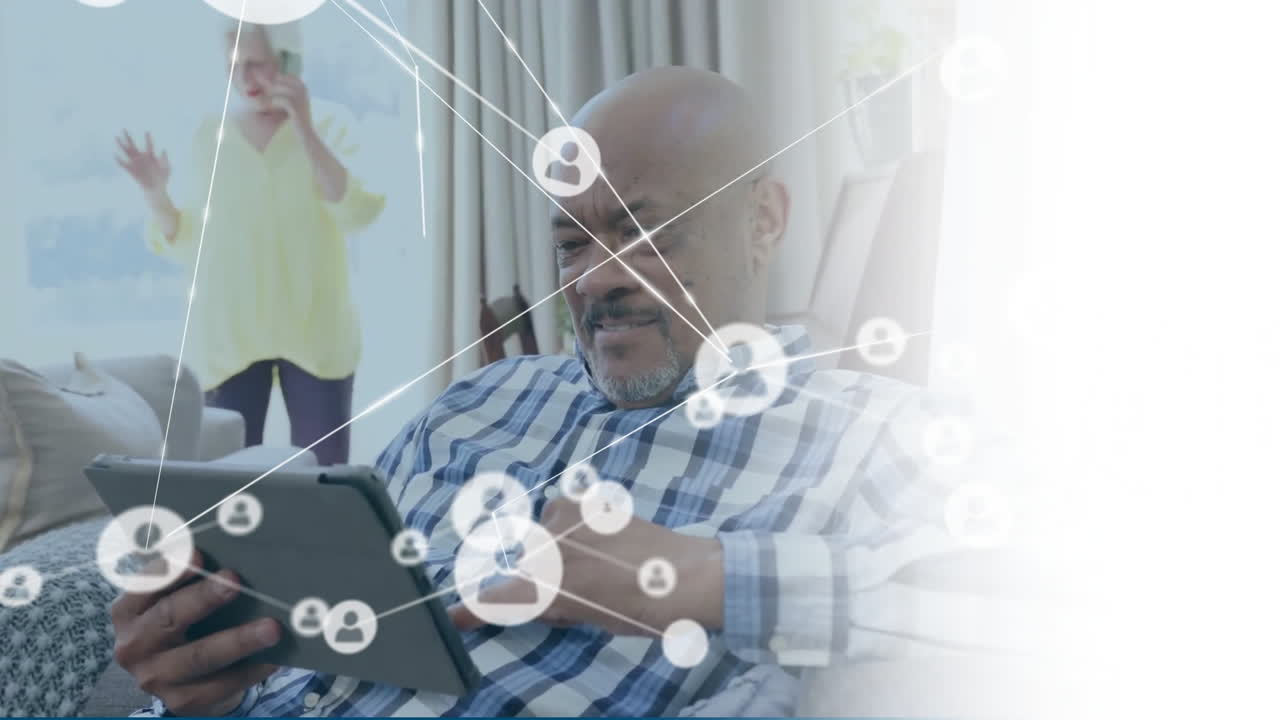 animación de la red de conexiones con iconos en diversos amigos mayores