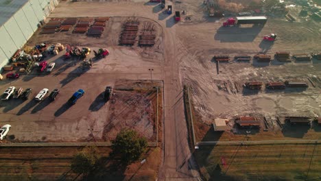 Forklift-Maneuvering-in-a-Busy-Metal-Yard