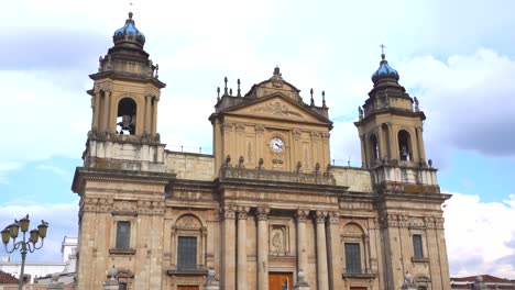 Nationalkathedrale-Von-Guatemala.-Zentralpark-In-Guatemala-Stadt