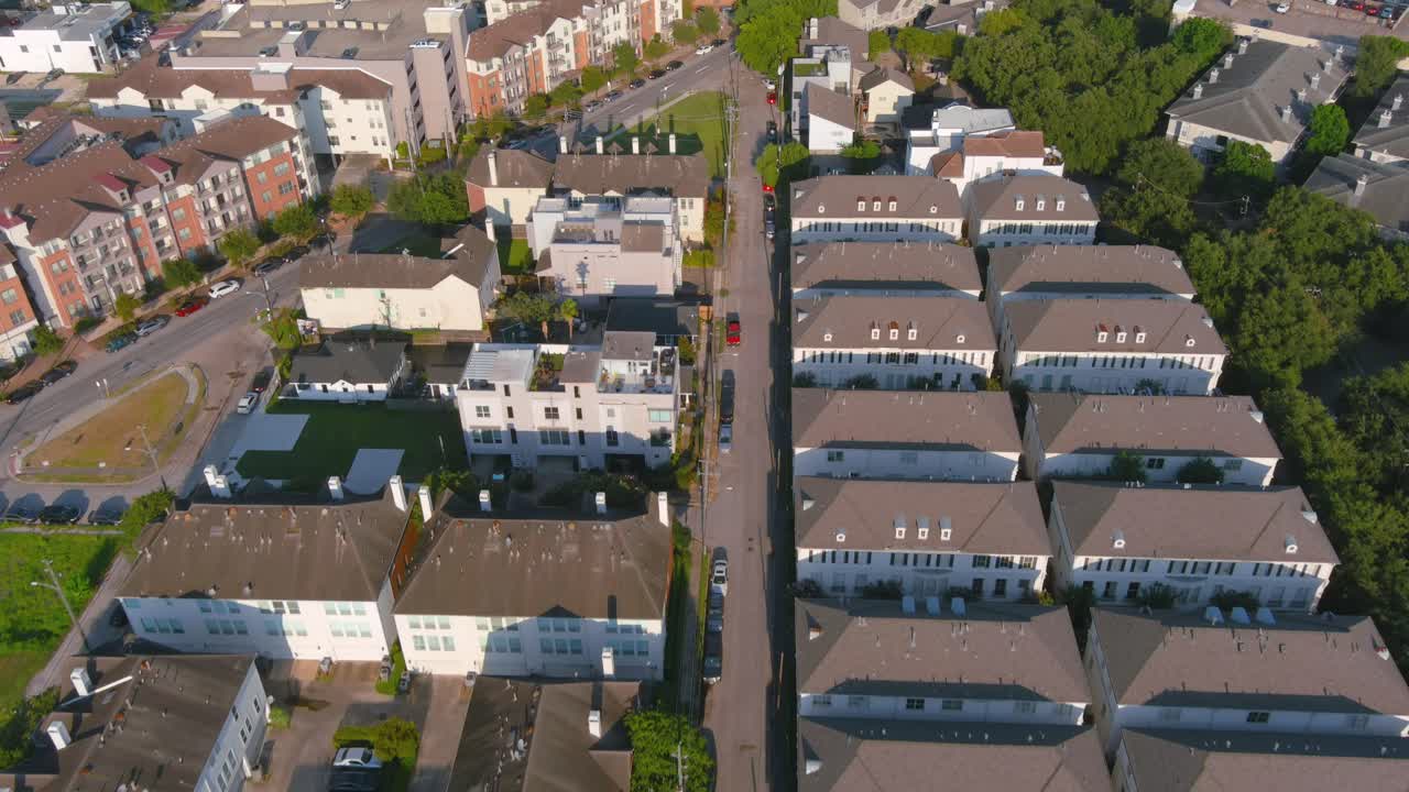 휴스턴 시내 근처에 새로 개발된 주택의 조감도