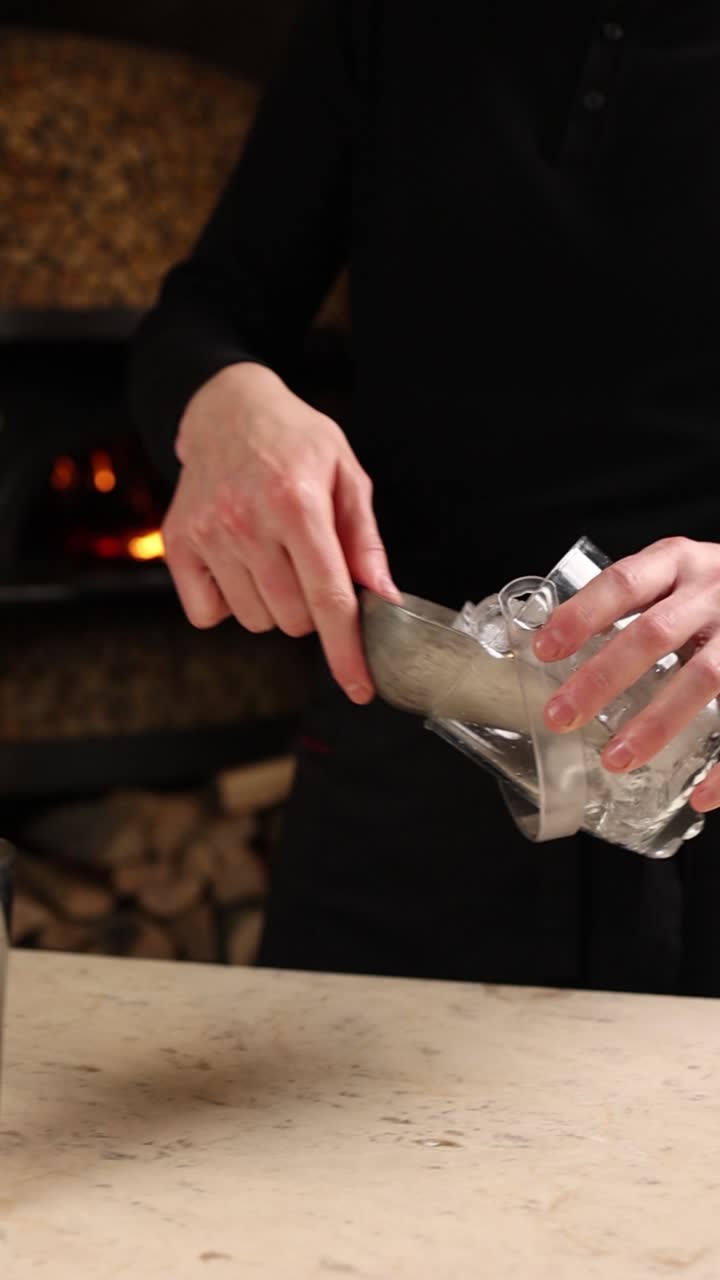 Preparazione cocktail