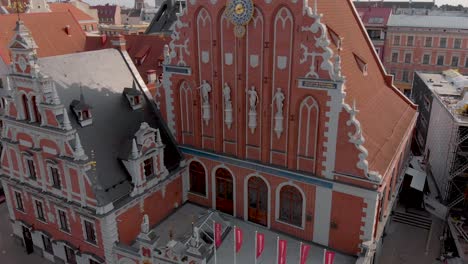 lettonia - chiesa religiosa europea, casa dei punti neri a riga